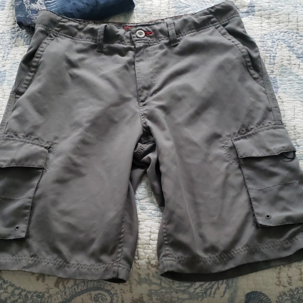 Tony Hawk cargo shorts